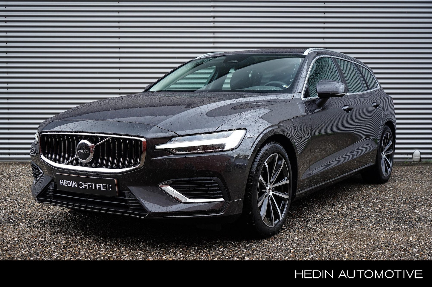 Volvo V60 - T6 Plug-in Hybride AWD Core Bright Google Maps | Parkeer Camera Achter | Climate & Cruise - AutoWereld.nl