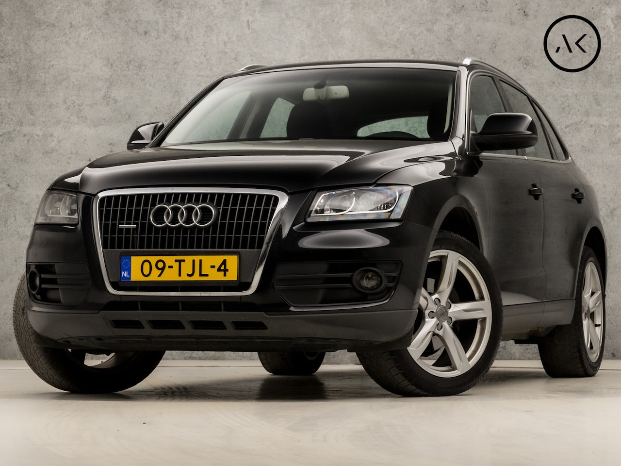 Audi Q5 - 2.0 TFSI quattro Sport 180Pk (NAVIGATIE, NAP, CLIMATE, CAMERA, SPORTSTOELEN, PARKEERSENSOR - AutoWereld.nl