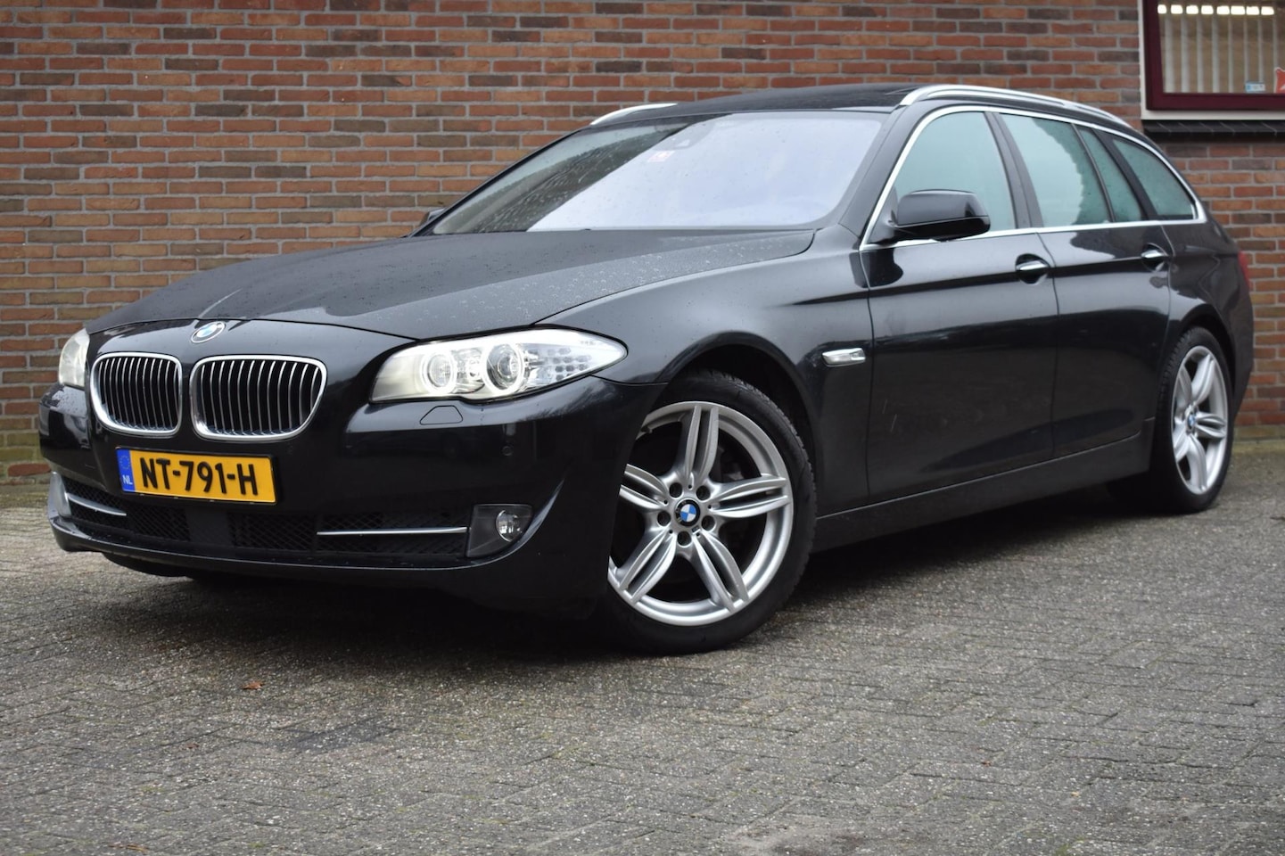 BMW 5-serie Touring - 535d High Executive '12 MOTOR SCHADE Xenon Pano Leder - AutoWereld.nl