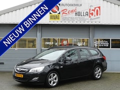 Opel Astra Sports Tourer - 1.4 Business Edition Navi Climate en Cruise contr LMV 17" Isofix