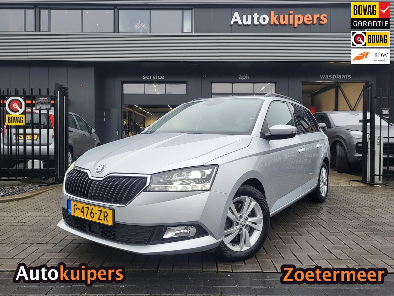 Skoda Fabia Combi - 1.0 TSI Style | Met afneembare trekhaak, AppleCarPlay/AndroidAuto, navigatie, cruise contr - AutoWereld.nl