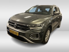 Volkswagen T-Roc - 1.0 TSI 110 pk Life | Navi via app connect