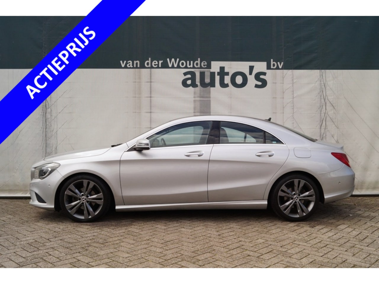 Mercedes-Benz CLA-Klasse - 180 Ambition -LEER-NAVI-PDC-XENON-CRUISE- - AutoWereld.nl