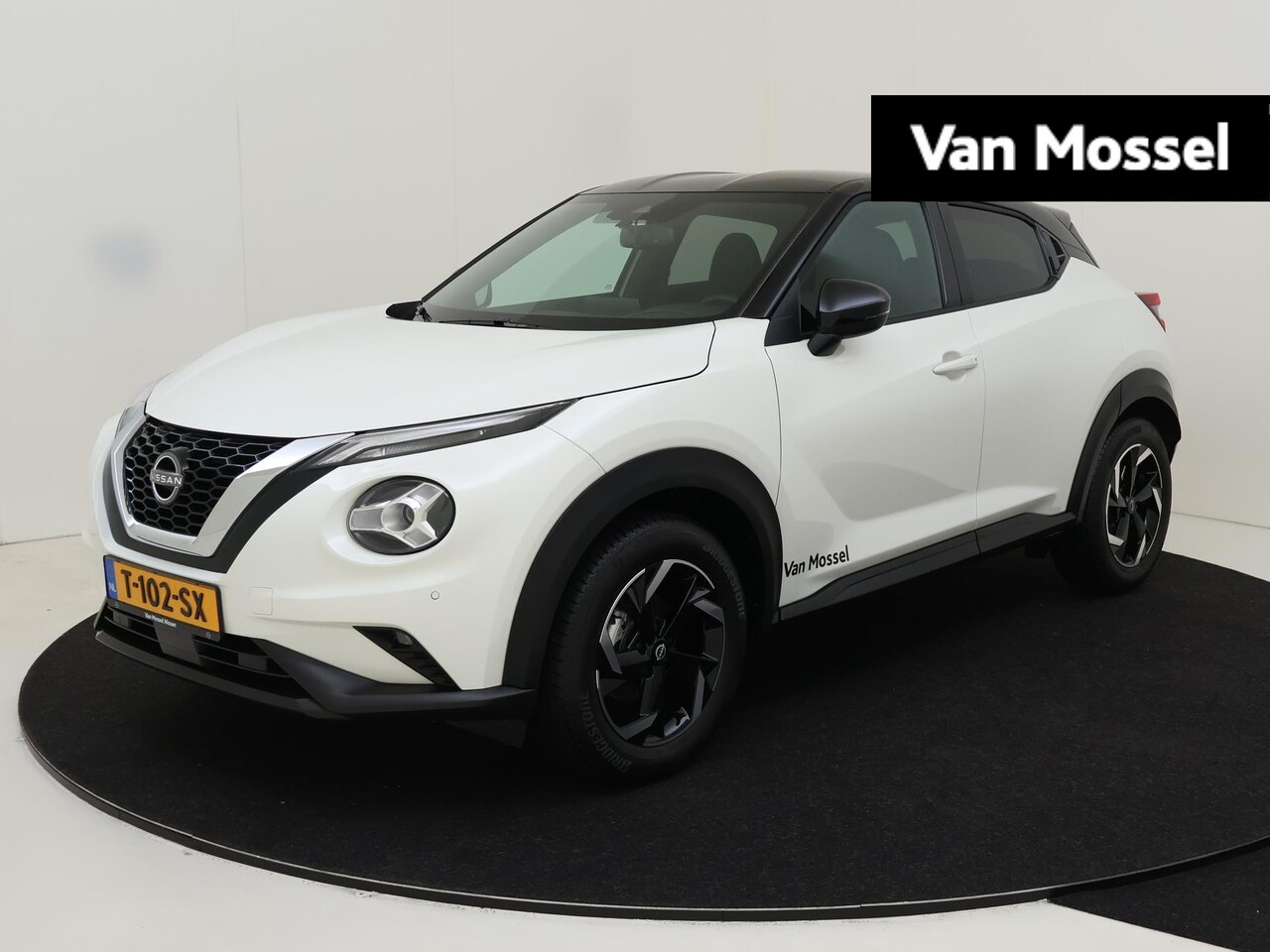 Nissan Juke - DIG-T 114 Business Design | Carplay | Parkeersensoren  | Climate Control | Achteruitrijcam - AutoWereld.nl