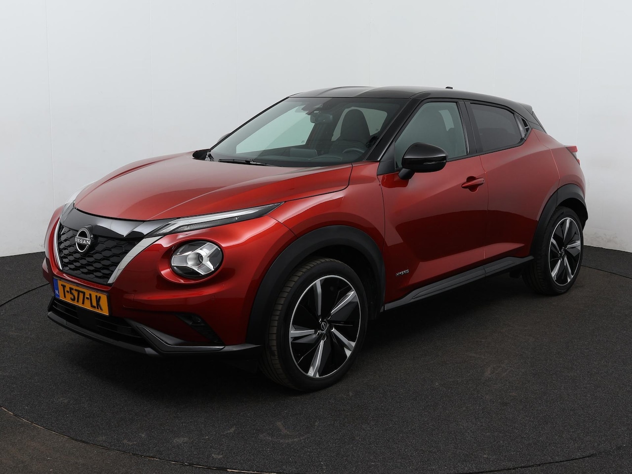 Nissan Juke - 1.6 - 143PK Hybrid N-Design | Climate Control | Navigatie | Half-Lederen bekleding | Licht - AutoWereld.nl