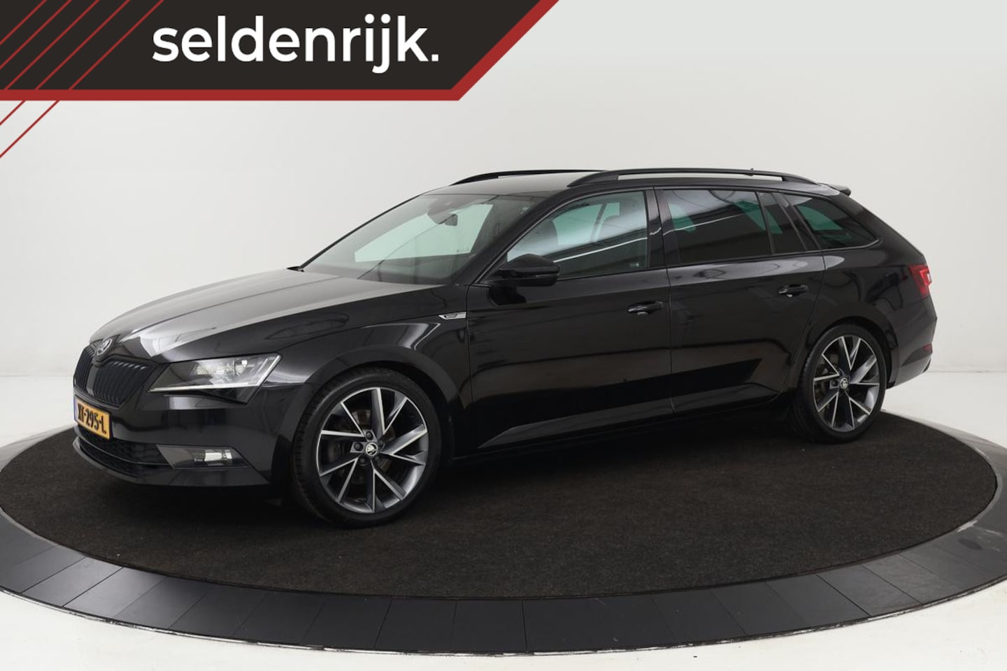 Skoda Superb - 1.5 TSI Sportline | Stoelverwarming | Leder/Alcantara | Virtual Cockpit | Carplay | Memory - AutoWereld.nl