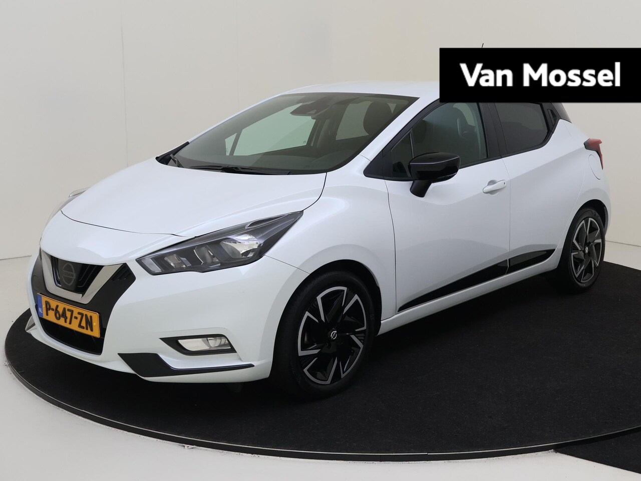 Nissan Micra - 1.0 IG-T N-Design | Navigatie | Airco | Apple Carplay/Android Auto | Parkeersensoren achte - AutoWereld.nl