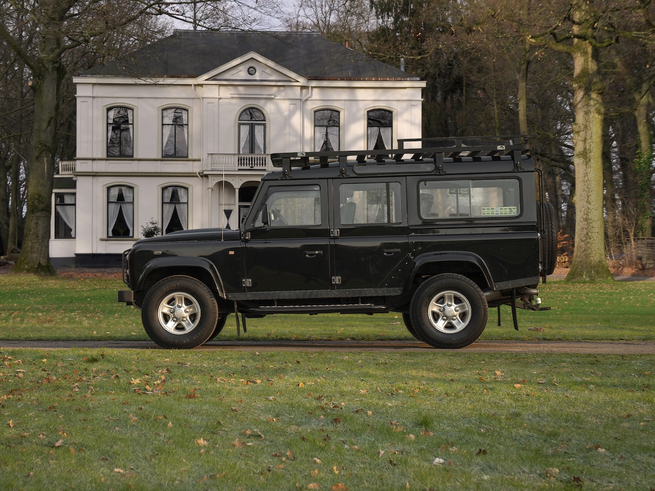 Land Rover Defender 110 - 2.4 TD SW SE - AutoWereld.nl