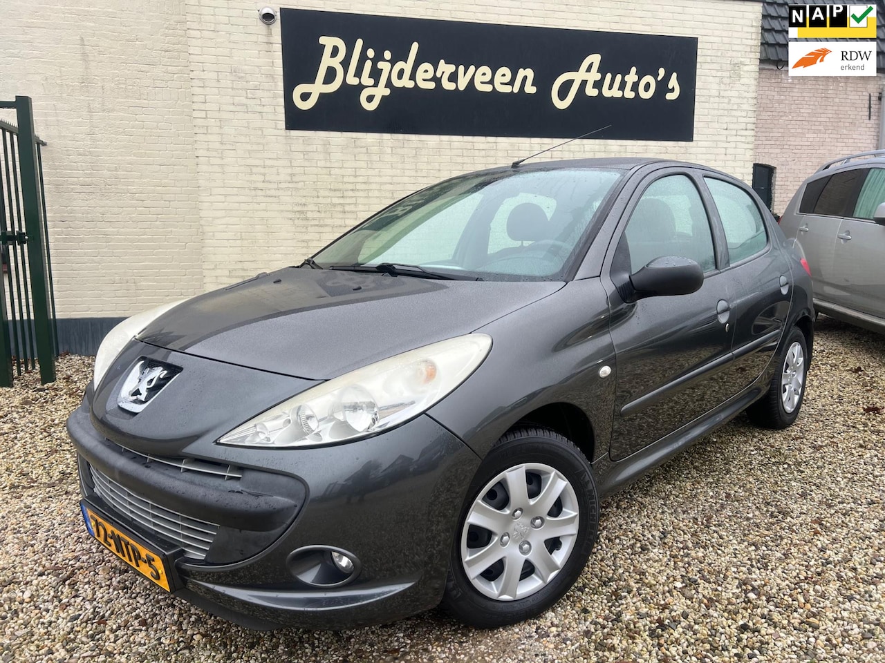 Peugeot 206 - 1.4 XS 5Deurs | Airco | Clima | Nieuwe Koppeling | Nieuwe APK - AutoWereld.nl