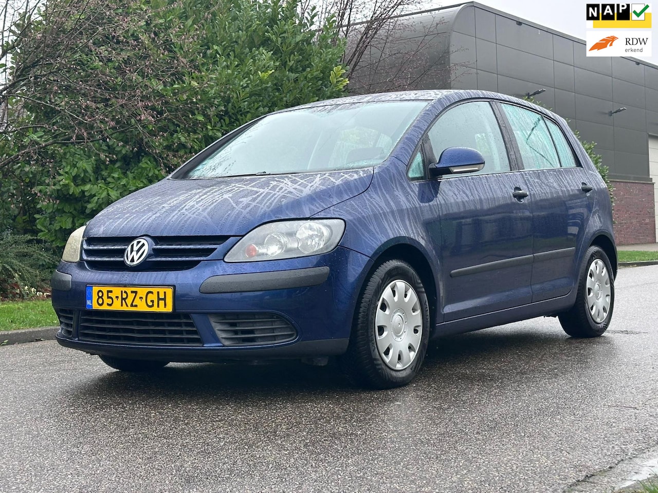 Volkswagen Golf - 1.6 FSI Turijn Cruise*Airco*Trekhaak*Nieuwe APK*6 versnellingen* - AutoWereld.nl