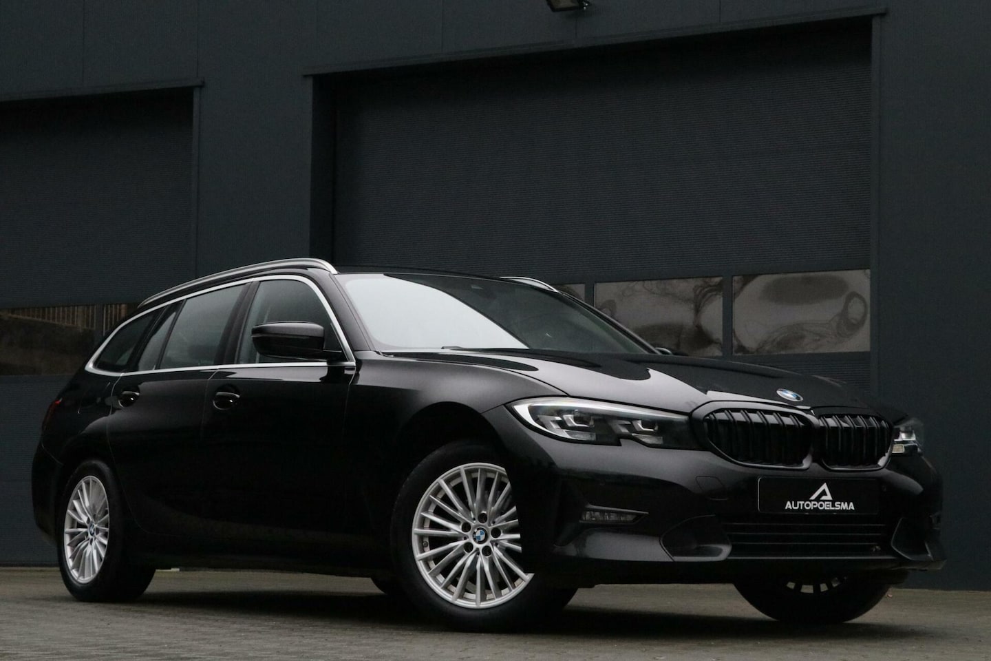 BMW 3-serie Touring - 320i 184PK Executive Leder NaviProff Sfeerverlicht AppleCarplay Stoelverw 130000km BJ2021 - AutoWereld.nl