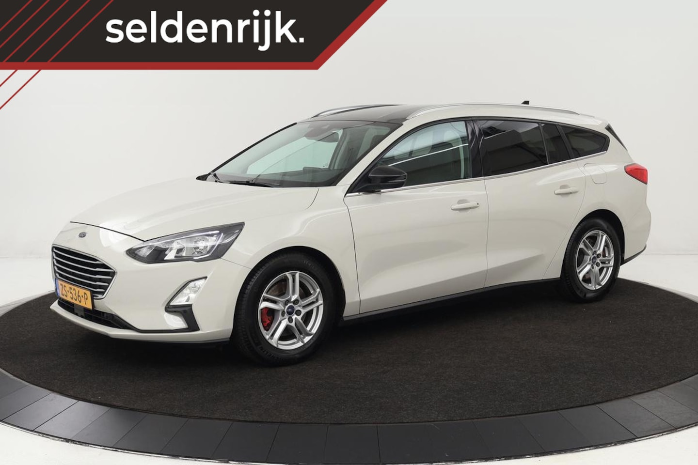 Ford Focus - 1.0 EcoBoost Trend Business | Leder | Stoel & stuurverwarming | Carplay | Navigatie | PDC - AutoWereld.nl