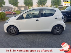 Toyota Aygo - 1.0 VVT-i Comfort .AIRCO / APK 24-01-26