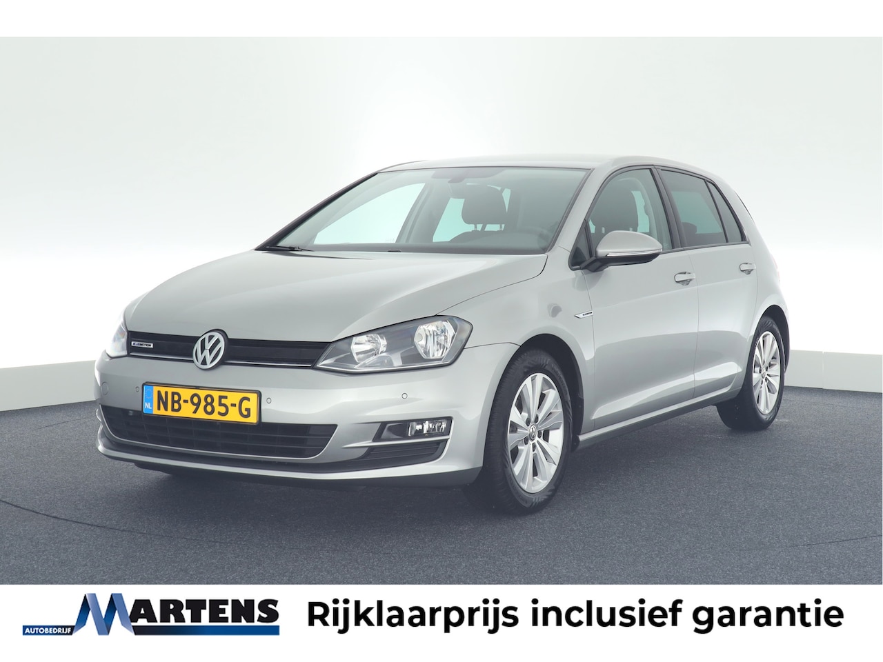 Volkswagen Golf - 1.0 TSI 116pk H6 Highline Bluemotion Trekhaak Camera Navigatie - AutoWereld.nl