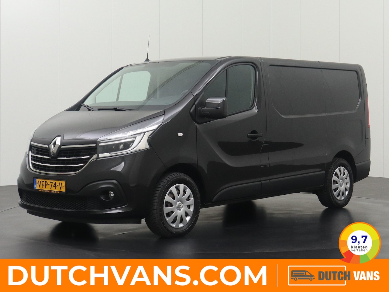 Renault Trafic - 2.0DCi 120PK Work Edition | Navigatie | Airco | Trekhaak | 3-Persoons - AutoWereld.nl