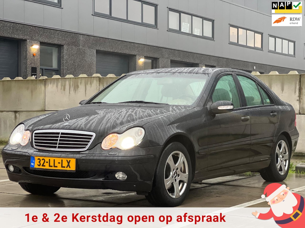 Mercedes-Benz C-klasse - 180 Elegance | Automaat | Xenon | Parkeersensoren | Dealeronderhouden | Leder elektrische - AutoWereld.nl