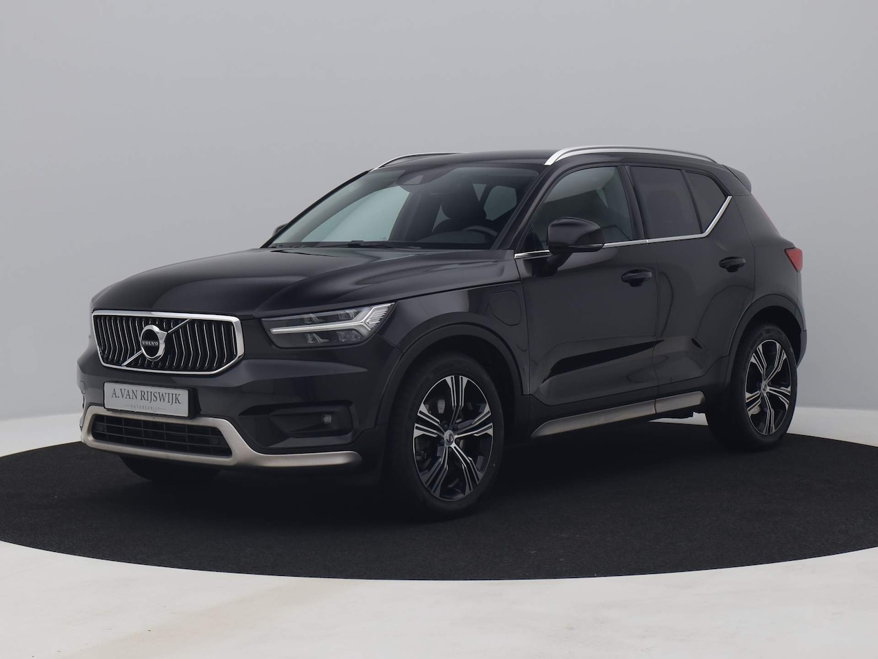 Volvo XC40 - 1.5 T5 Recharge Business Pro | CAMERA | KEYLESS | STOEL- EN STUURVERW. - AutoWereld.nl