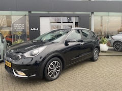 Kia Niro - 1.6 GDi Hybrid DynamicLine Travel Connect Trekhaak // 68.000km info Roel 0492-588951