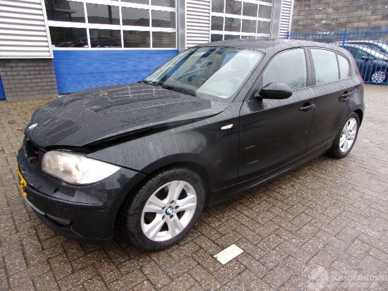 BMW 1-serie - 116i Business Line 116i BUSINESS LINE - AutoWereld.nl