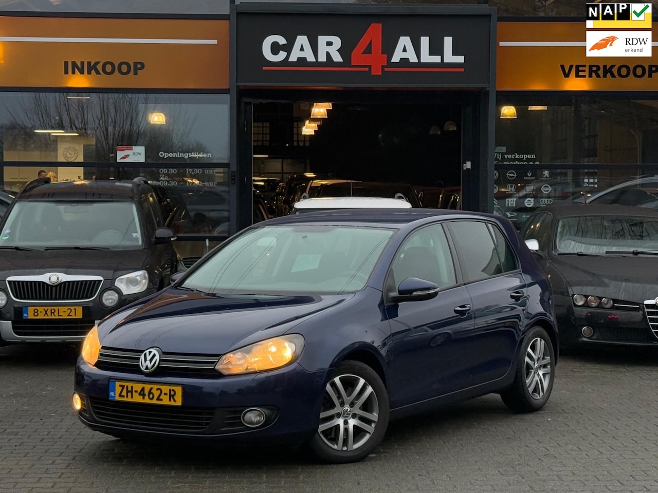 Volkswagen Golf - 1.4 TSI Comfortline DSG/STLVRM/PDC/SPORTUITLAAT/APK 18-07-2025 - AutoWereld.nl