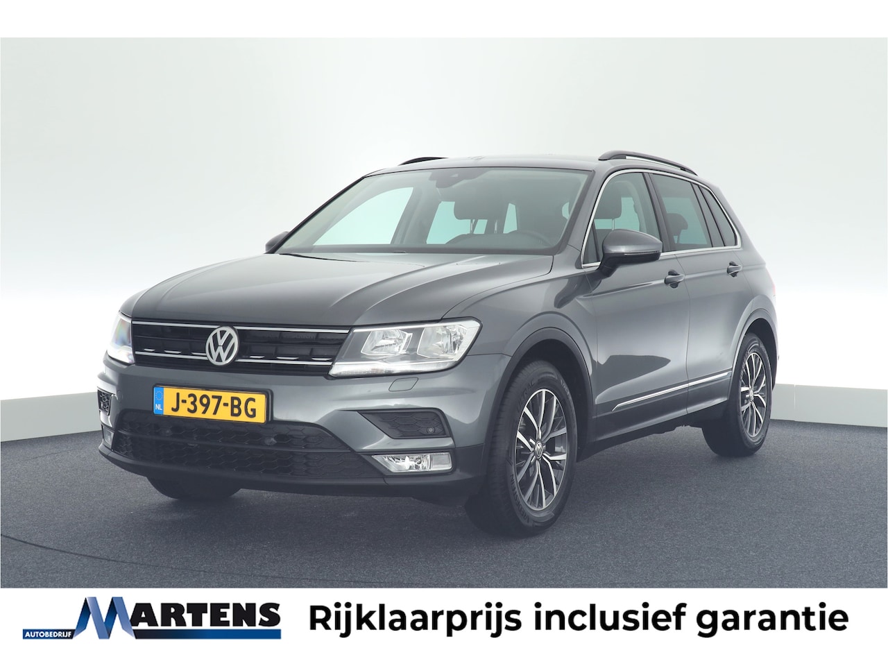 Volkswagen Tiguan - 1.4 TSI 125pk H6 Comfortline Trekhaak Stoelverwarming Virtual Cockpit Navigatie - AutoWereld.nl