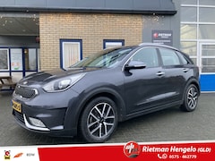 Kia Niro - -102.000 KM NAP +Camera+ AUTOM 1.6 GDi H. First Ed.+Trekhaak +Navi +Cruise +Allseason