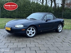 Mazda MX-5 - 1.6i Lees beschrijving