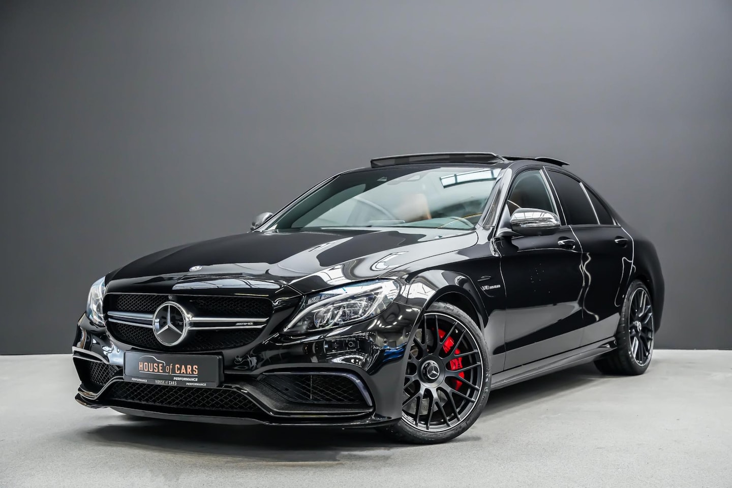 Mercedes-Benz C-klasse - C63S 610 pk AMG Bucket seats|Burmester| elekt. stoelen+memory|elekt. haak|carbon|IWC|360|P - AutoWereld.nl