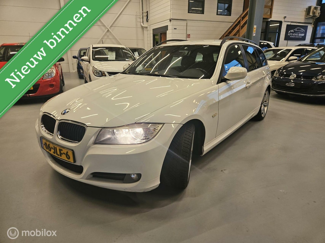 BMW 3-serie Touring - 318i Executive 318i Executive (2009) - AutoWereld.nl