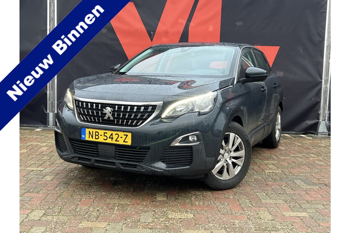 Peugeot 3008 - 1.2 PureTech Blue Lease Executive | Nieuw binnen! | Apple CarPlay | Riem V.V. | Cruise con - AutoWereld.nl