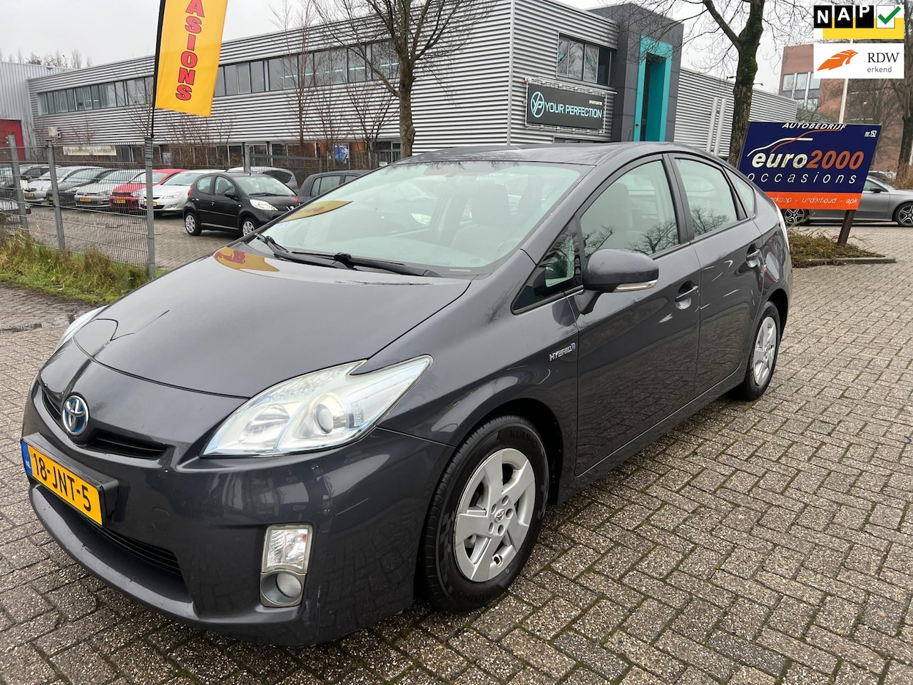 Toyota Prius - 1.8 Comfort - HEAD UP - NETJES - NAP ! - AutoWereld.nl