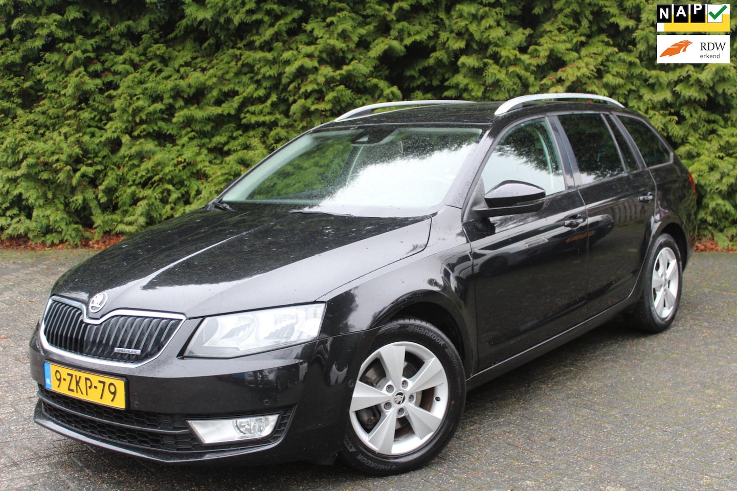 Skoda Octavia Combi - 1.6 TDI Greenline 110PK | Climate Control | LMV | NAVI | PDC | Cruise Control | Trekhaak - AutoWereld.nl