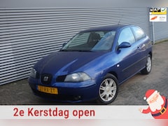 Seat Ibiza - 1.4-16V Sport Airco Elektrische Ramen Nieuwe apk