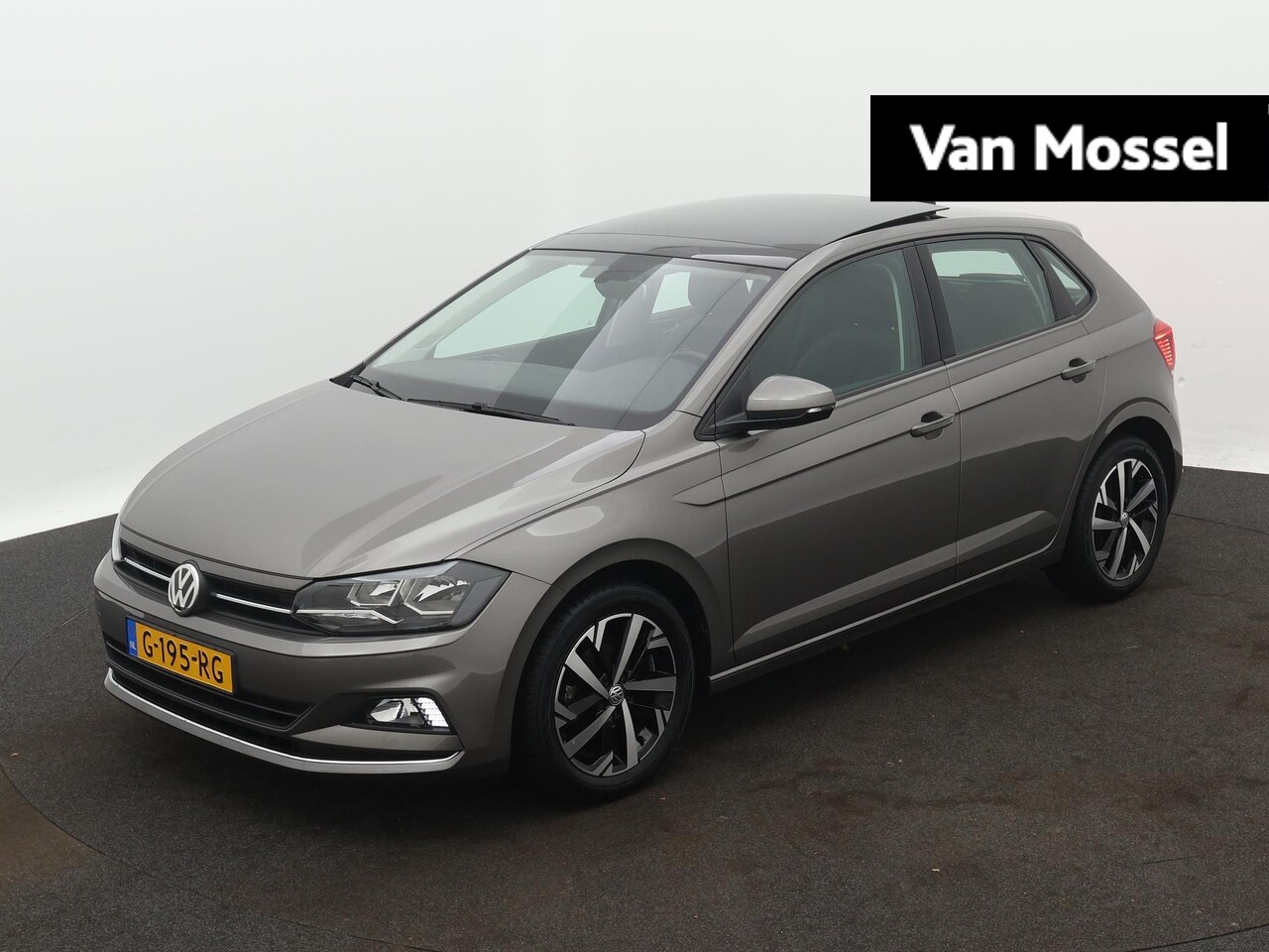 Volkswagen Polo - 1.0 TSI Highline 95 PK | Navigatie | Achteruitrijcamera | Panoramadak | Keyless | Digital - AutoWereld.nl