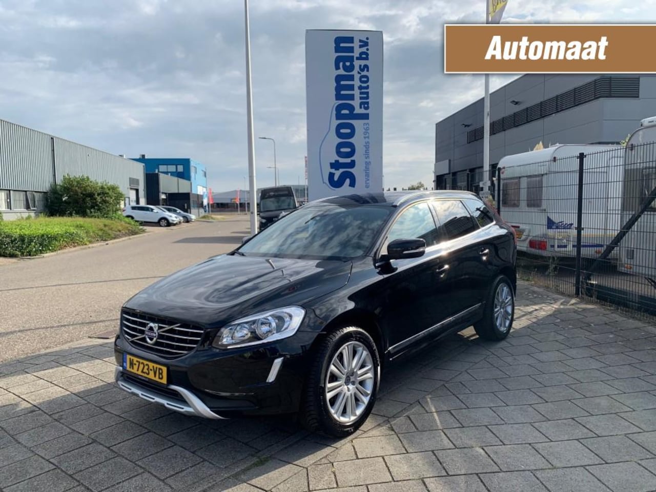 Volvo XC60 - 3.2 AUT. Summum Clima Cruise Pano Trekh. - AutoWereld.nl