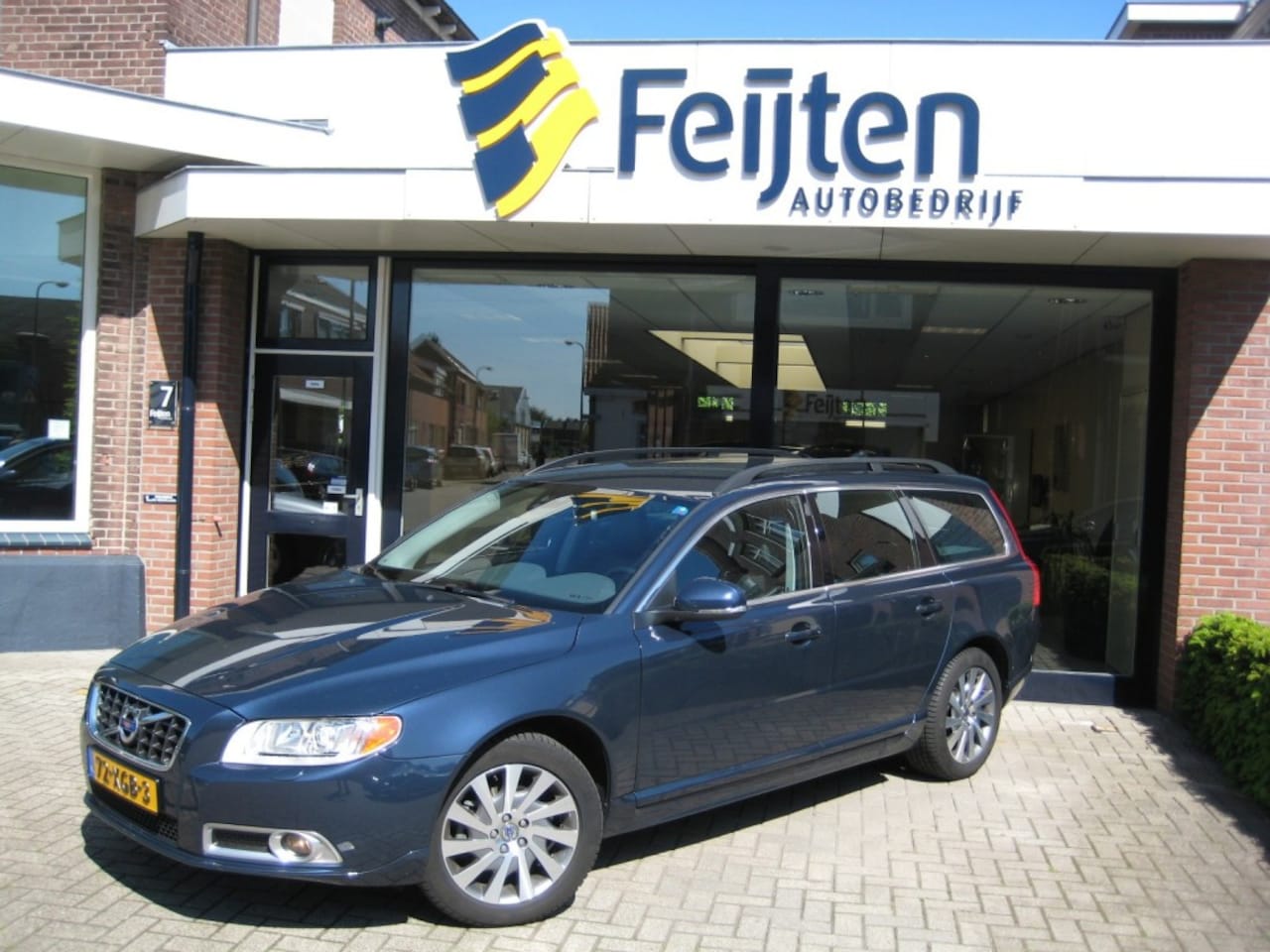 Volvo V70 - 1.6 T4 Limited Edition 1.6 T4 Limited Edition - AutoWereld.nl