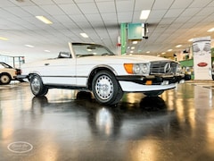 Mercedes-Benz 560 - Convertible - ONLINE AUCTION