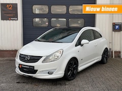 Opel Corsa - 1.4 COLOR EDITION OPC LINE AIRCO / STOEL/STUUR VERWARMING