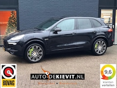 Porsche Cayenne - 3.0 S E-HYBRID