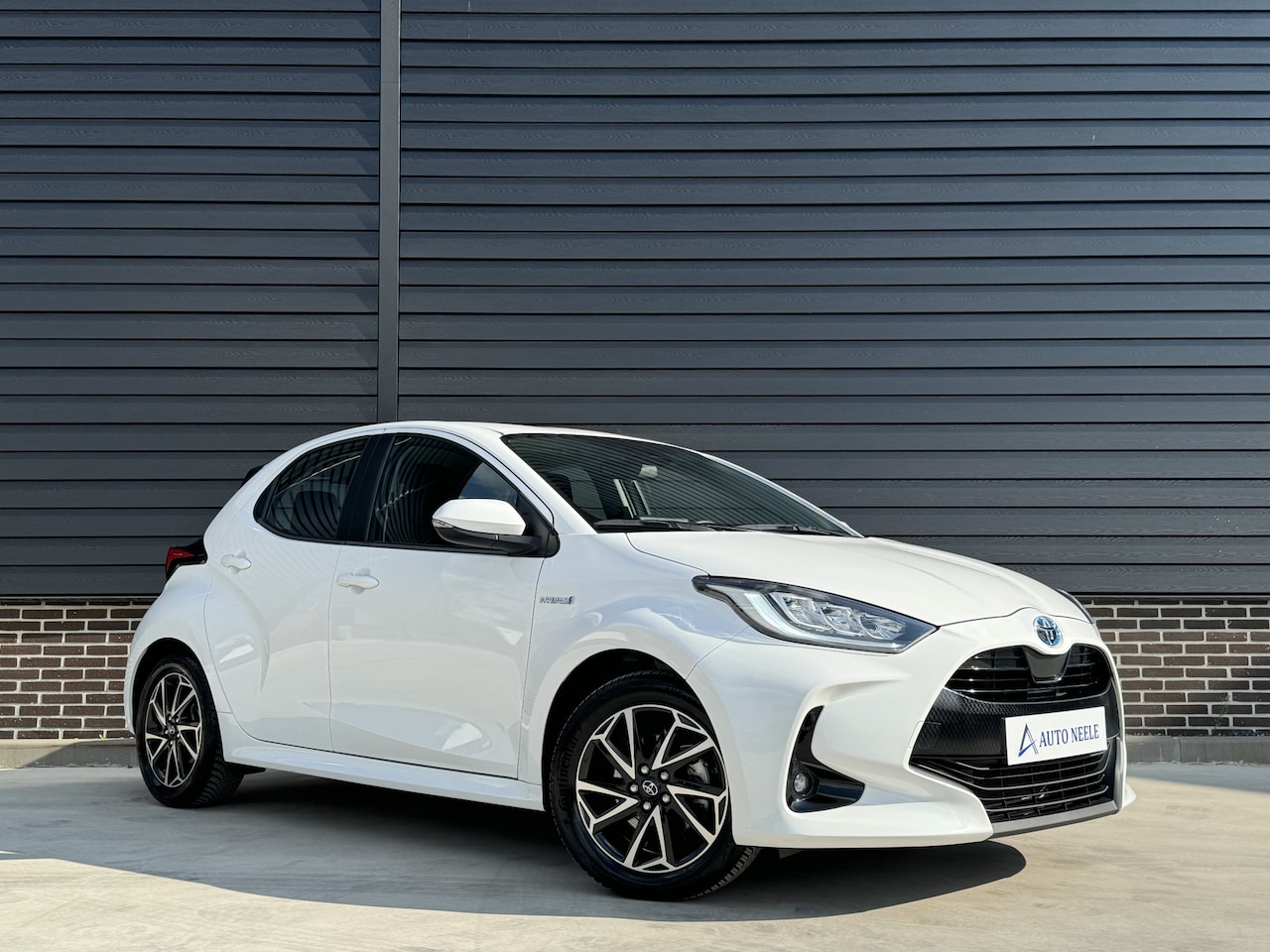 Toyota Yaris - 1.5 Hybrid Dynamic Keyless, LED, Carplay, ACC, Stoelverwarming - AutoWereld.nl