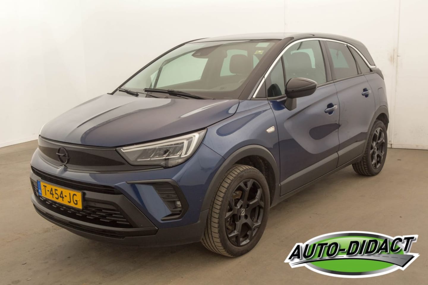 Opel Crossland - 1.2 Turbo 59.643 km Clima Navi Level 4 - AutoWereld.nl