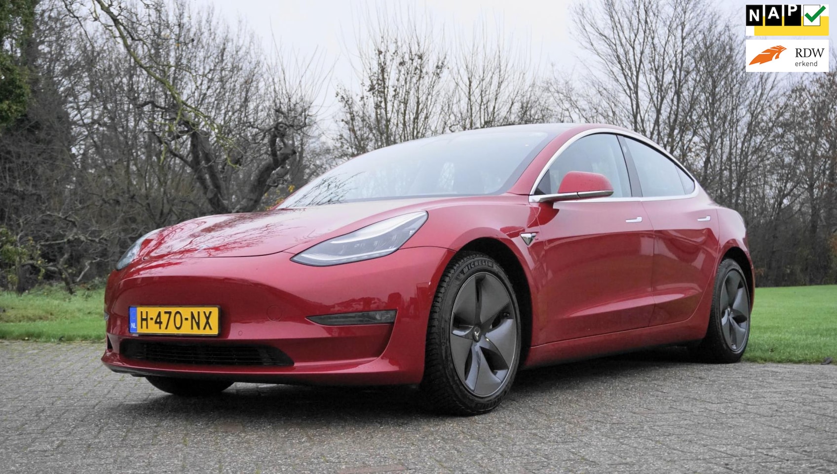 Tesla Model 3 - Long Range RWD Long Range AWD 75 kWh Panoramadak zwart leder - AutoWereld.nl