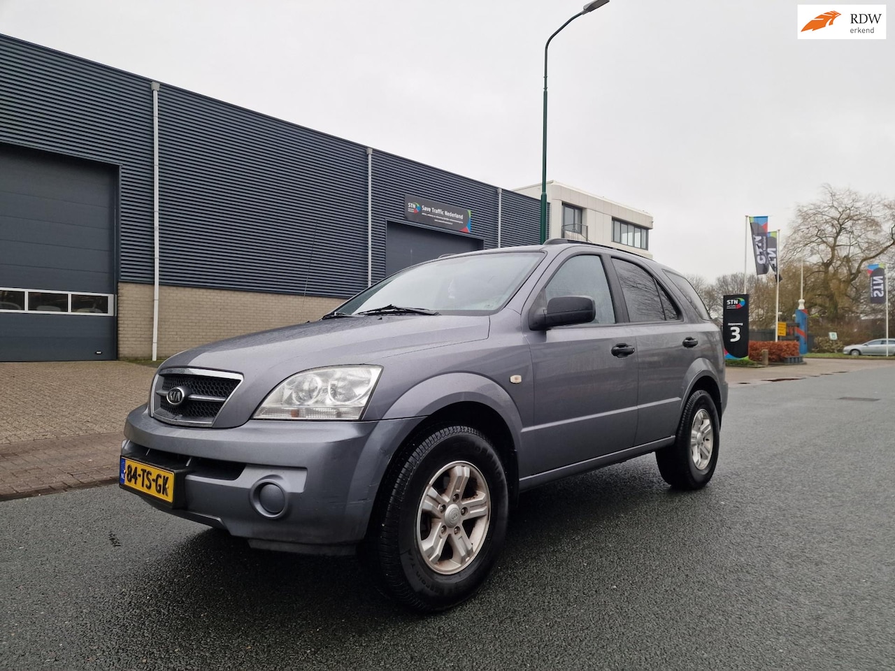 Kia Sorento - 2.4i LX 4WD LPG AIRCO TREKHAAK 2 X SLEUTELS - AutoWereld.nl