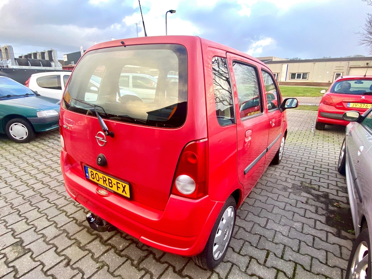 Opel Agila - 1.0-12V Enjoy 5-deurs APK 09-10-2025 - AutoWereld.nl