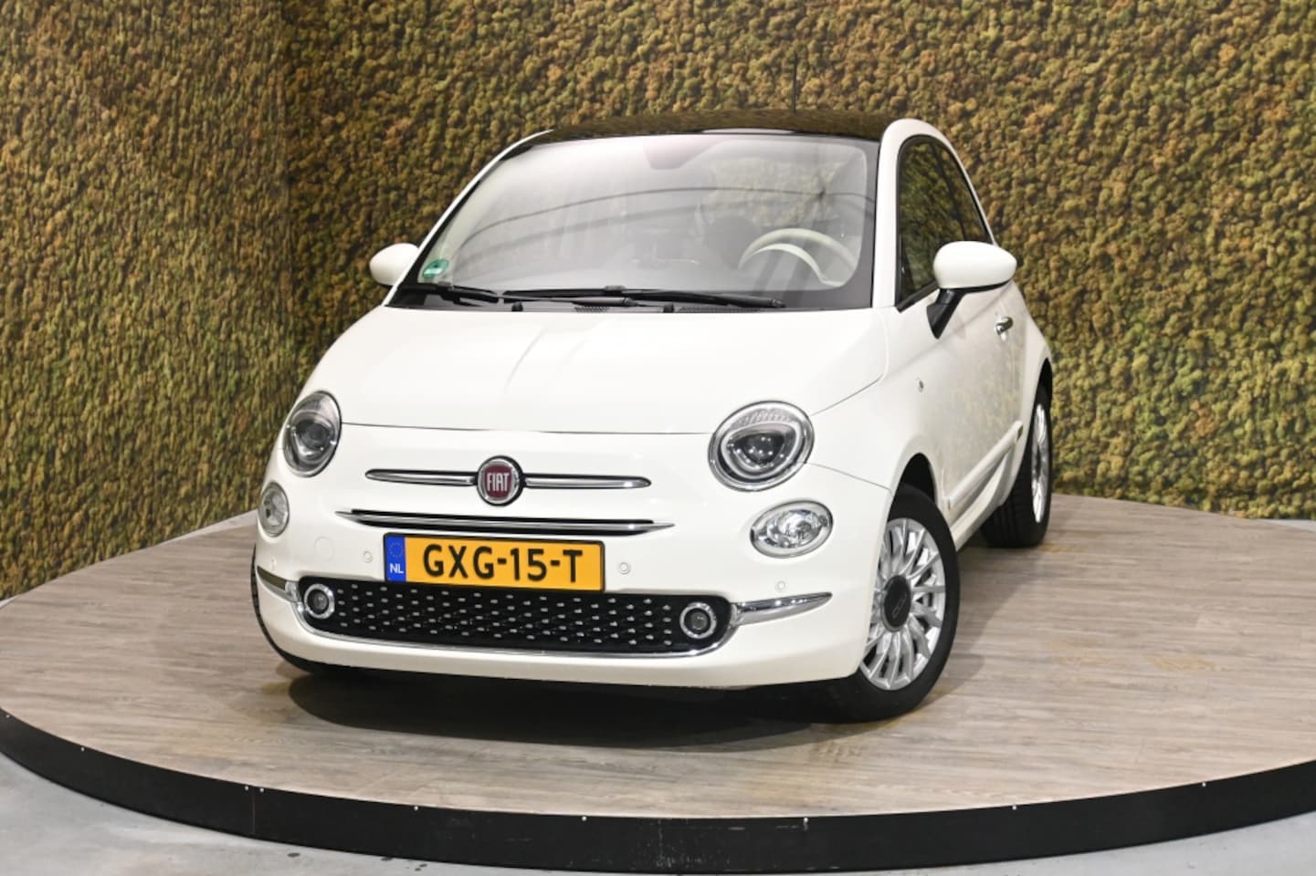 Fiat 500 - 1.2 Lounge automaat | P. Camera - AutoWereld.nl