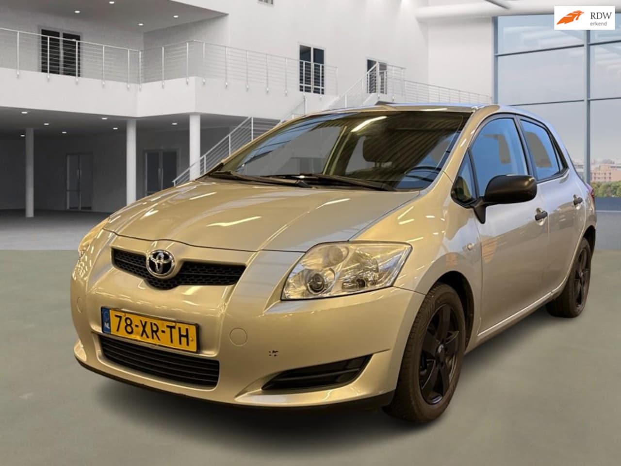 Toyota Auris - 1.4 D-4D Terra AIRCO TREKHAAK 2 X SLEUTELS - AutoWereld.nl