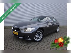 BMW 3-serie - 320i Executive Automaat / Xenon / Navi / Led / Climate control / Lm velgen