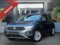 Volkswagen T-Roc - 1.5 TSI Style 150pk Stoelverwarming/Cruise/AppleCarplay