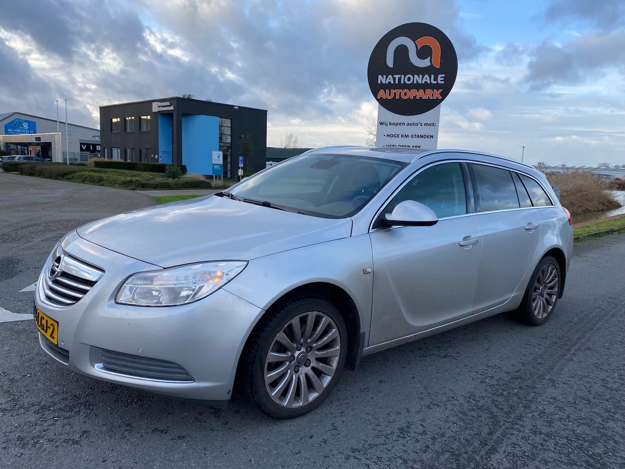 Opel Insignia Sports Tourer - 2010 * 2.0 T Edition 4x4 * EXPORT !! - AutoWereld.nl