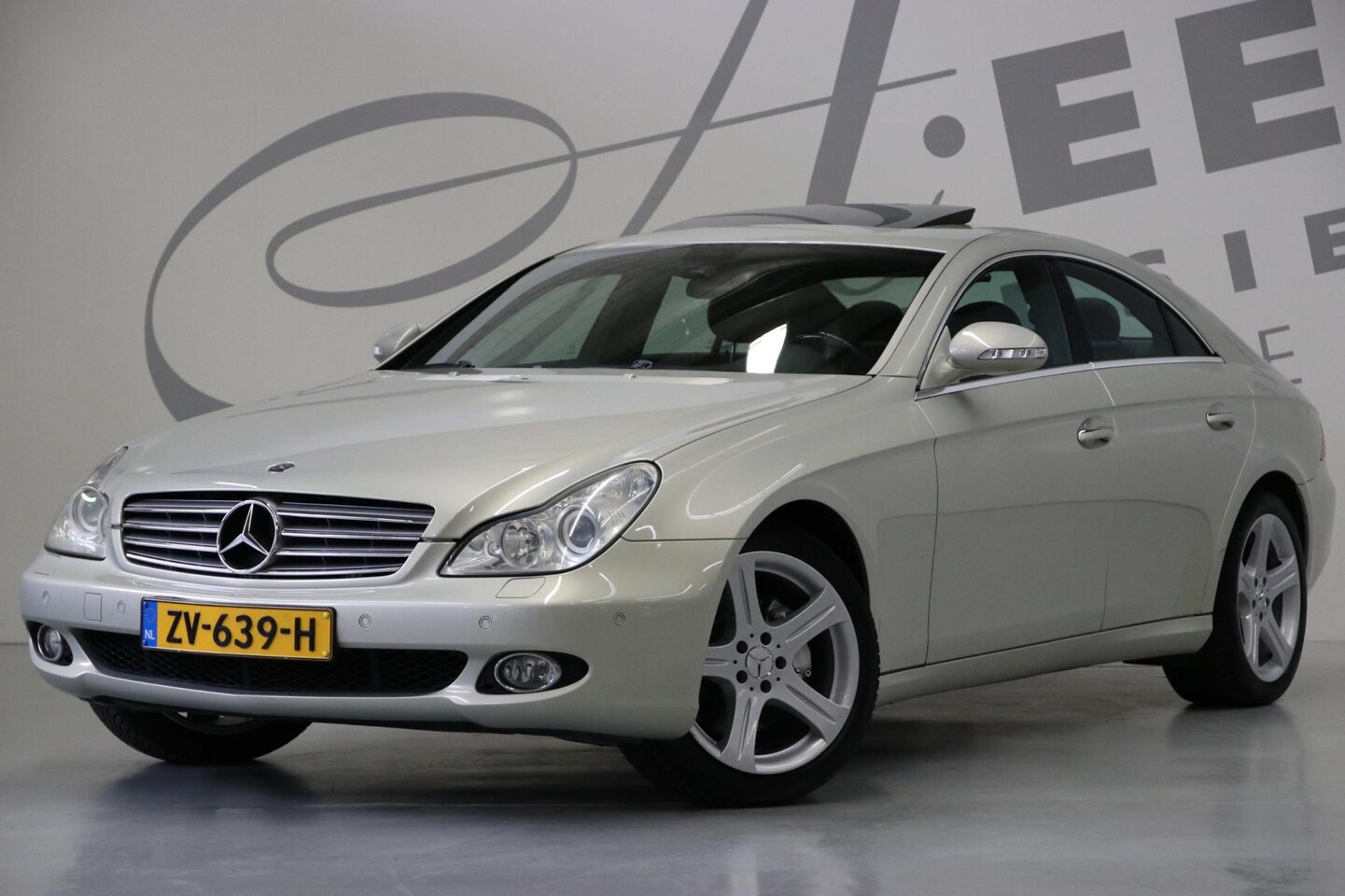 Mercedes-Benz CLS-klasse - 500/ Memory seats/ Designo/ Schuif-kanteldak - AutoWereld.nl